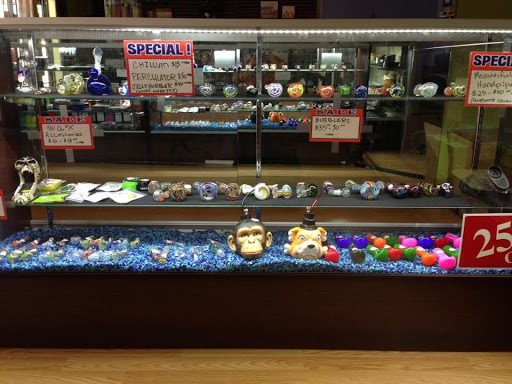 Tobacco Shop «Houston Smoke Shop and Novelties», reviews and photos, 8403 Almeda Rd c, Houston, TX 77054, USA