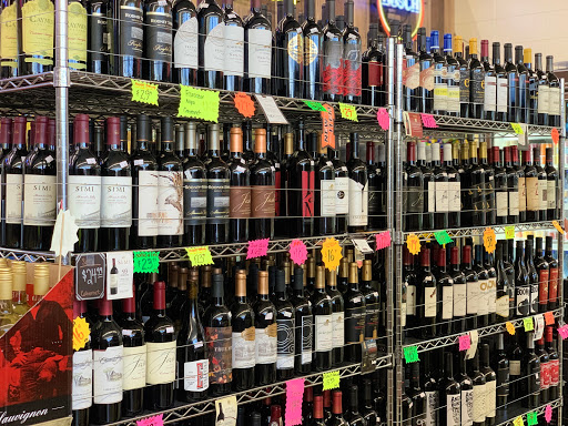 Liquor Store «Holly Market», reviews and photos, 491 Laurel St, San Carlos, CA 94070, USA
