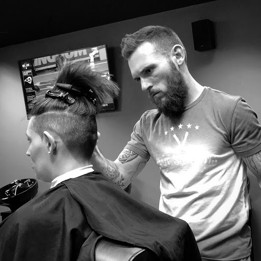 Barber Shop «Five Season Hair-beard Studio», reviews and photos, 300 Collins Rd NE, Cedar Rapids, IA 52402, USA