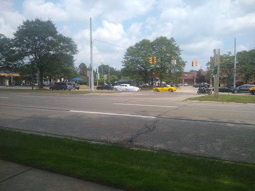 Coffee Shop «Starbucks», reviews and photos, 42825 Woodward Ave, Bloomfield Hills, MI 48304, USA