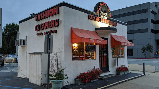 Shopping Mall «Shops On Lake Avenue», reviews and photos, 345 S Lake Ave, Pasadena, CA 91101, USA