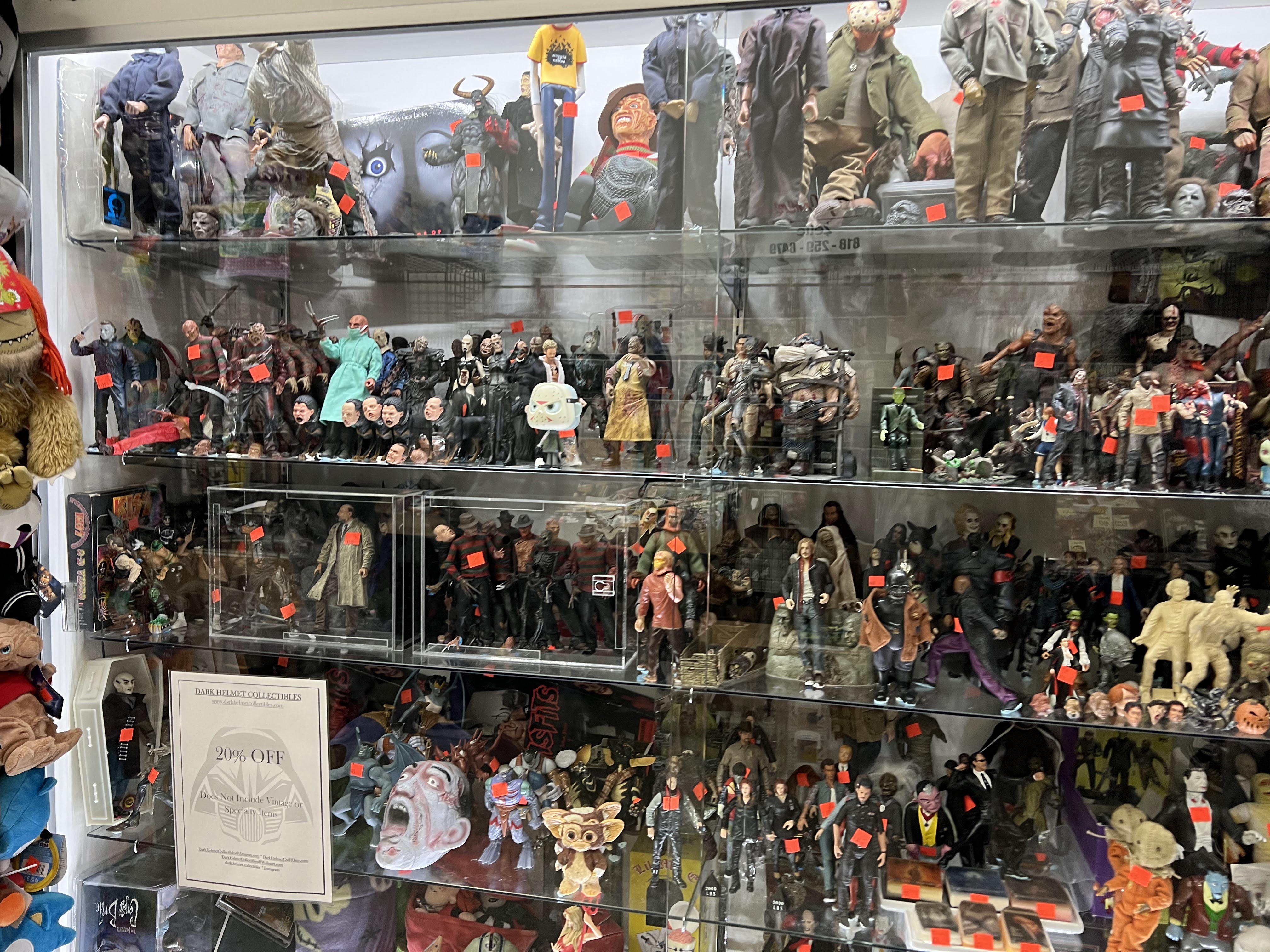 Picture of a place: Frank &amp; Son Collectible Show