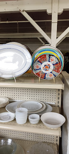 Thrift Store «Sweet Repeats Thrift Store», reviews and photos, 499 E Walnut St, North Wales, PA 19454, USA