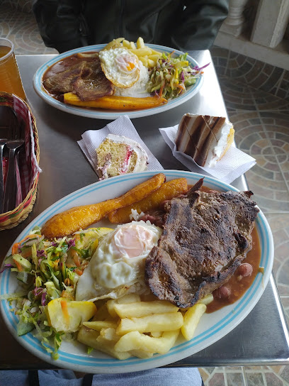 Restaurante La Fénix - Tv. 6 #27, Peñol, Antioquia, Colombia