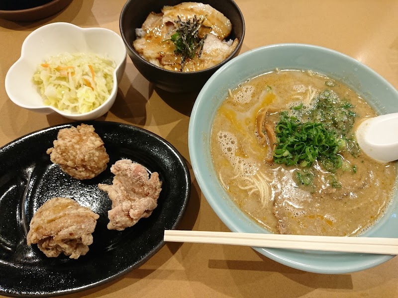 支那そば餐休 辰巳店