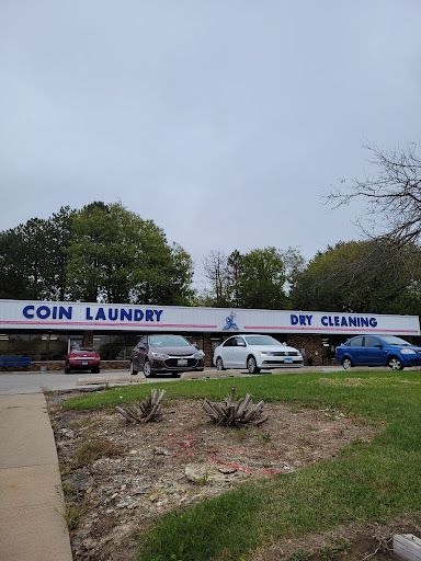 Dry Cleaner «Starcrest Cleaners», reviews and photos, 7504 N University St, Peoria, IL 61614, USA