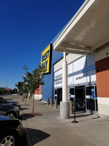 Electronics Store «Best Buy», reviews and photos, 1148 NW Norman Ave, Gresham, OR 97030, USA