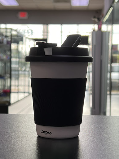 Tobacco Shop «Green Light Smoke Shop», reviews and photos, 466 Rayford Rd #104, Spring, TX 77386, USA