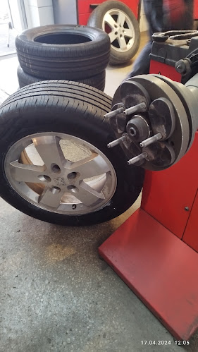 Opinii despre AUTOSERWIS Tomkiewicz în Białystok - Sklep z oponami i felgami