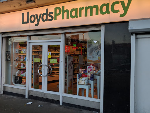 McCabes Pharmacy Glasnevin (Fitzmaurice Rd) in Dublin 11, Co. Dublin (Baile Átha Cliath)