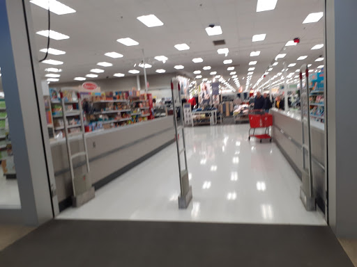 Department Store «Target», reviews and photos, 5901 Douglas Ave, Des Moines, IA 50322, USA