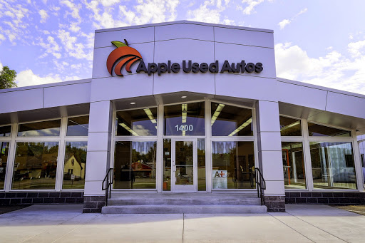 Used Car Dealer «Apple Used Autos», reviews and photos, 1400 1st Ave E, Shakopee, MN 55379, USA