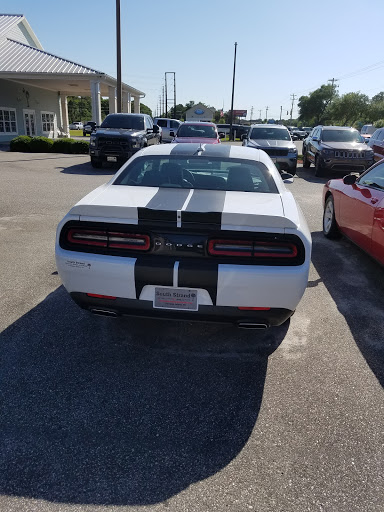 Car Dealer «Island Chrysler Dodge Jeep Ram», reviews and photos, 8983 Ocean Hwy, Pawleys Island, SC 29585, USA