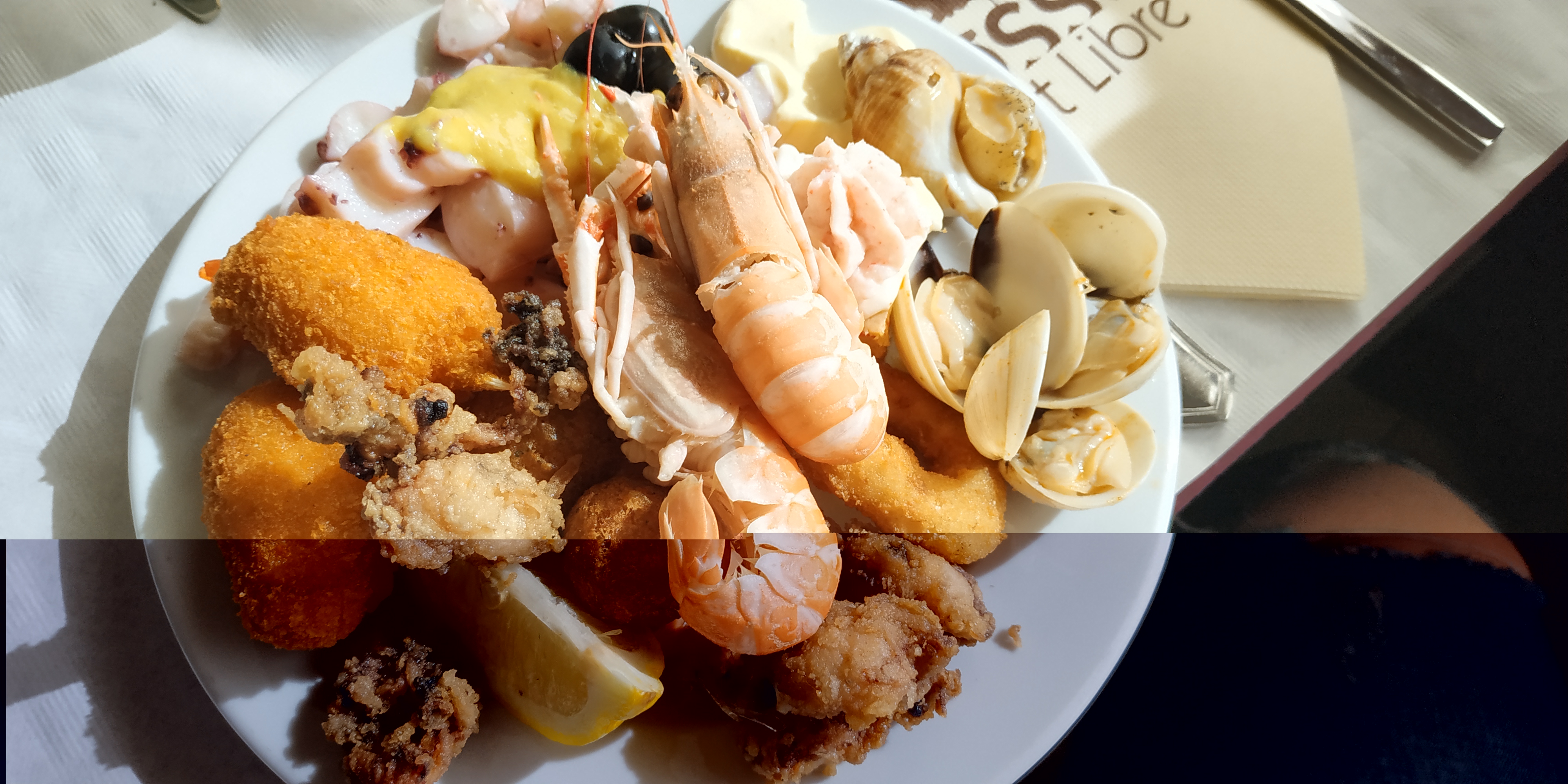 Photo n° 14 de l'avis de Traiteurs. fait le 29/02/2020 à 15:19