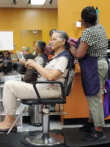 Hair Salon «Xquisite Hair Design», reviews and photos, 1000 S Easton Rd #112, Wyncote, PA 19095, USA