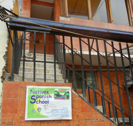 Nativos Spanish School