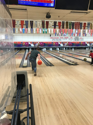 Bowling Alley «Port Jeff Bowl Inc», reviews and photos, 31 Chereb Ln, Port Jefferson Station, NY 11776, USA