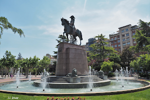 Monumento al general Espartero image