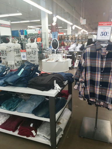 Clothing Store «Old Navy», reviews and photos, 1009 Flatbush Ave, Brooklyn, NY 11226, USA