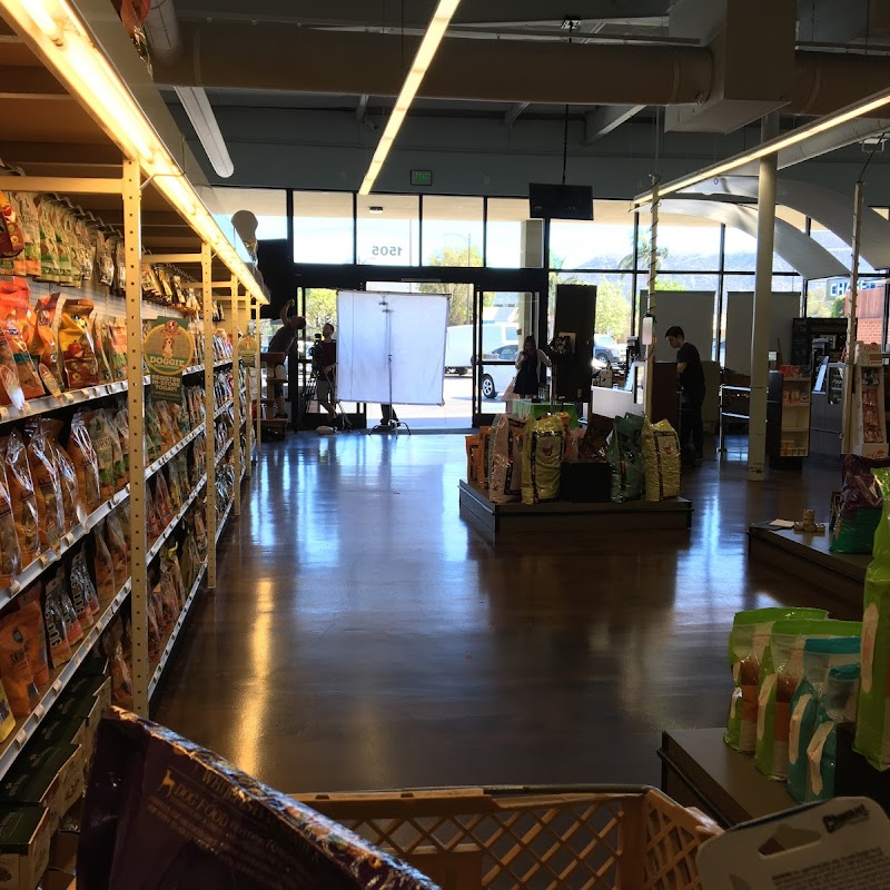 Centinela Feed & Pet Supplies