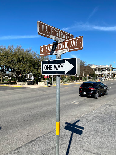 Barber Shop «Hauptstrasse Barber Shop», reviews and photos, 933 N Main St, Boerne, TX 78006, USA