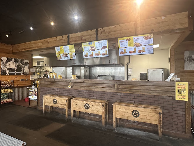 Dickies BBQ Pit