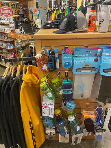 Outdoor Sports Store «Pro Ski and Mountain Service», reviews and photos, 108 W North Bend Way, North Bend, WA 98045, USA