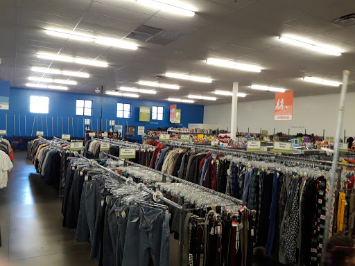 Thrift Store «83rd Ave & Grand Goodwill Retail Store & Donation Center», reviews and photos