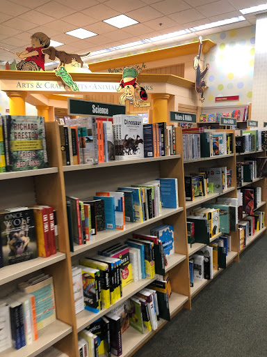 Book Store «Barnes & Noble», reviews and photos, 631 E Boughton Rd, Bolingbrook, IL 60440, USA
