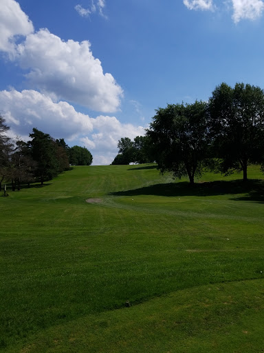 Banquet Hall «Arrowhead Golf Club & Banquet Center», reviews and photos, 1500 Rogwin Cir SW, North Canton, OH 44720, USA