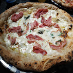 Photo n°3 de l'avis de Lionel.u fait le 27/10/2021 à 11:34 sur le  Gino e Toto Sorbillo à Naples