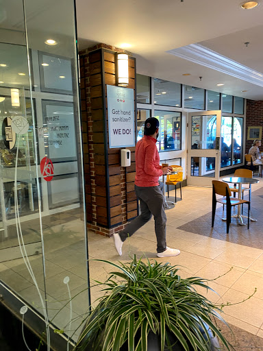 Shopping Mall «Green Spring Station-Shopping», reviews and photos, 10751 Falls Rd, Lutherville, MD 21093, USA