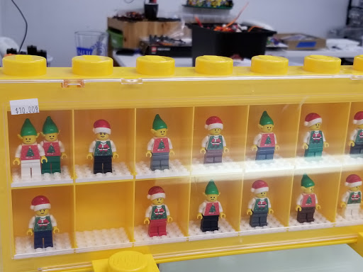 Toy Store «Bricks & Minifigs Salem-Keizer», reviews and photos, 3670 River Rd N, Keizer, OR 97303, USA