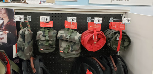 Pet Supply Store «Petco Animal Supplies», reviews and photos, 1011 University Blvd #100, Suffolk, VA 23435, USA