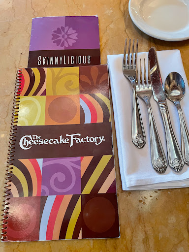Restaurant «The Cheesecake Factory», reviews and photos, 1566 Polaris Pkwy, Columbus, OH 43240, USA