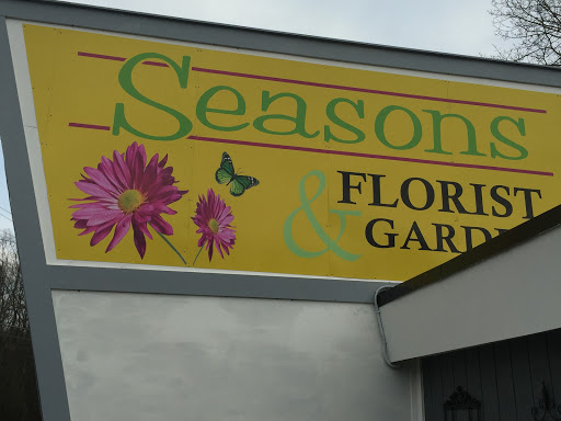 Florist «Seasons Florist & Garden Center», reviews and photos, 1924 Lakeview Ave, Dracut, MA 01826, USA