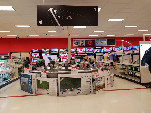 Department Store «Target», reviews and photos, 5901 Douglas Ave, Des Moines, IA 50322, USA