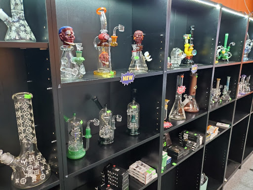 Tobacco Shop «Vape VS Smoke», reviews and photos, 13317 NE 175th St, Woodinville, WA 98072, USA