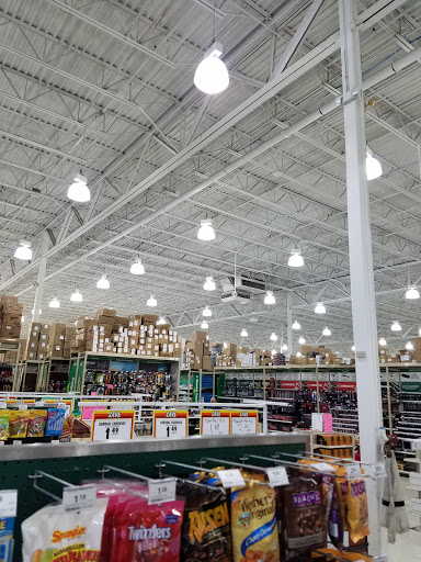 Home Improvement Store «Menards», reviews and photos, 365 W University Dr, Mishawaka, IN 46545, USA