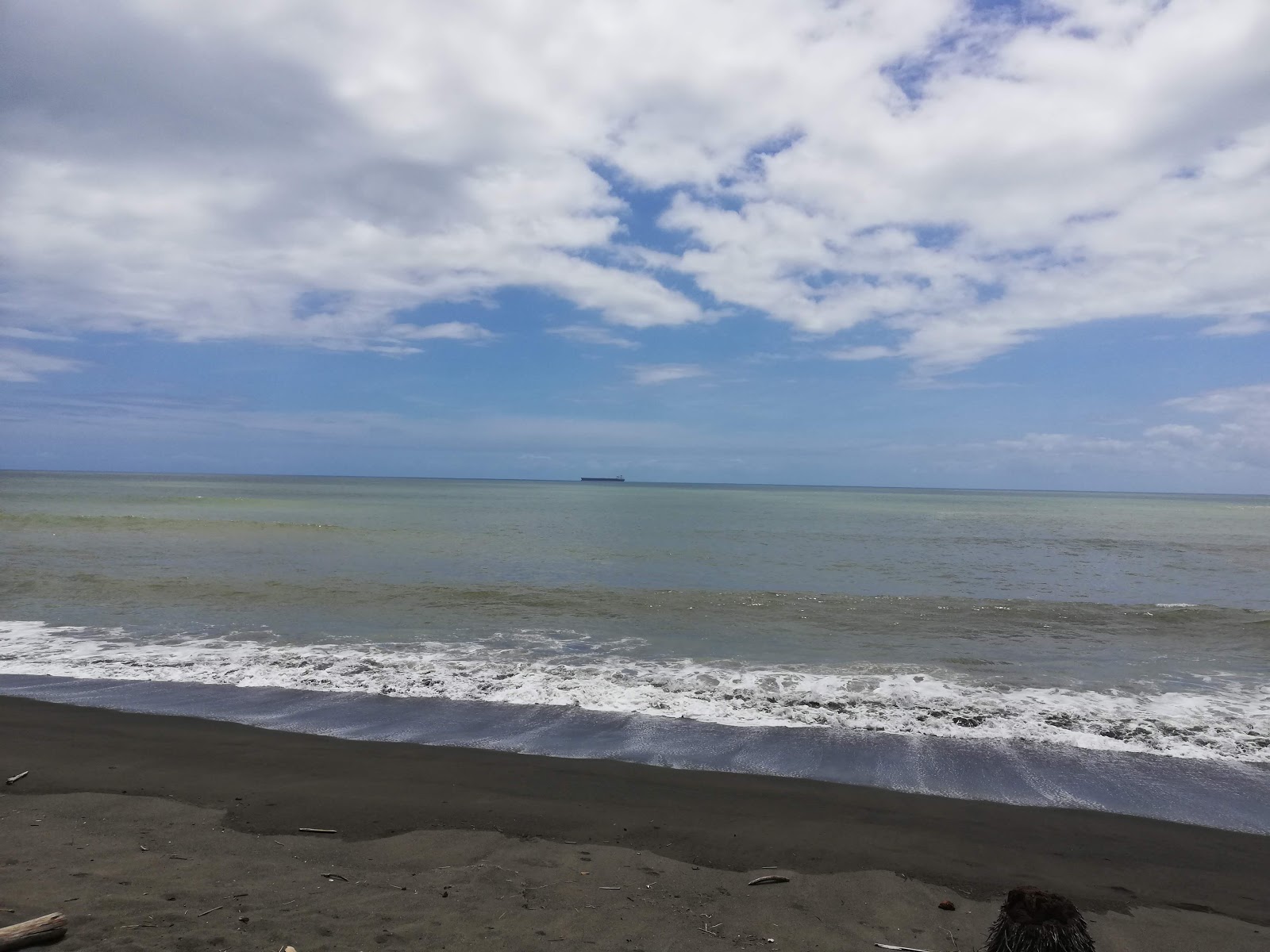 Foto de Playa De Los Olivos con parcialmente limpio nivel de limpieza