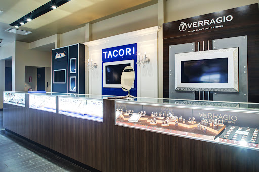 Jewelry Store «Robbins Brothers», reviews and photos, 3820 S Bristol St, Santa Ana, CA 92704, USA