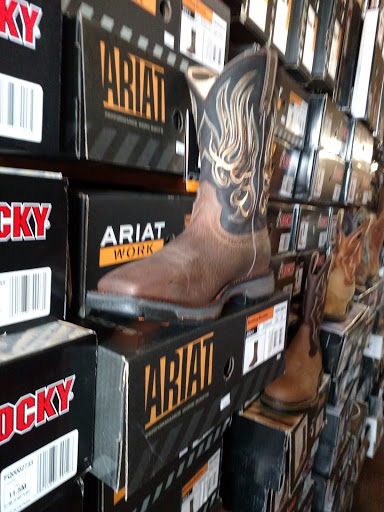 Boot Store «Acme Shoe Shop», reviews and photos, 211 E 2nd St, Sheffield, AL 35660, USA