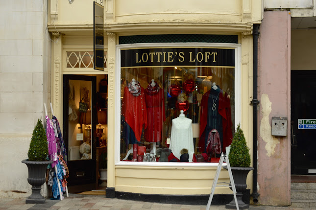 Lotties Loft - Clothing store