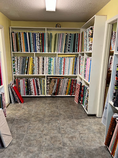 Fabric Store «Cuts & Bolts Fabrics», reviews and photos, 24 Washington St, Chillicothe, MO 64601, USA
