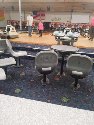 Bowling Alley «Oak Ridge Bowling Center», reviews and photos, 246 S Illinois Ave, Oak Ridge, TN 37830, USA