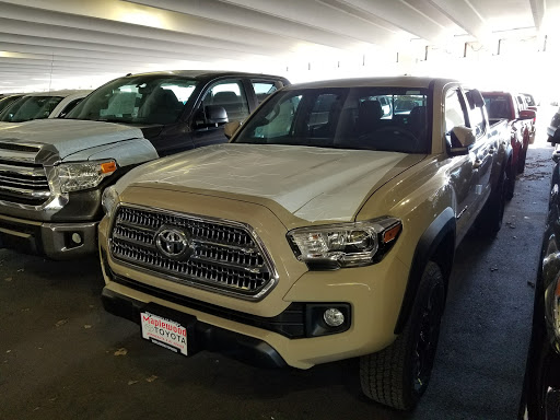 Toyota Dealer «Maplewood Toyota», reviews and photos, 2873 Maplewood Dr, Maplewood, MN 55109, USA