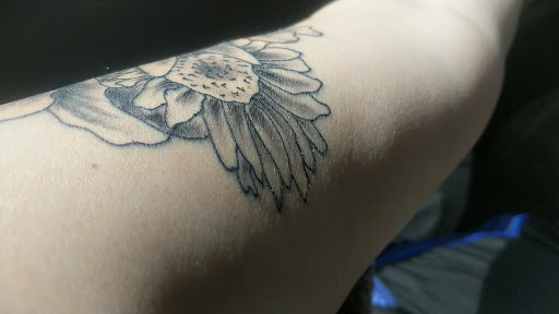 Tattoo Shop «Jersey Shore Tattoos», reviews and photos, 2918 NJ-37, Toms River, NJ 08753, USA