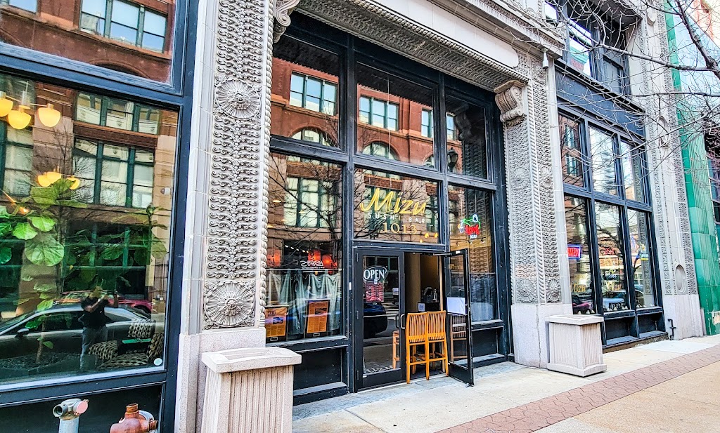 Mizu Sushi Bar 63101