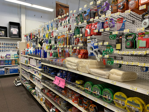 Hardware Store «Zettler Hardware», reviews and photos, 4518 Kenny Rd, Columbus, OH 43220, USA