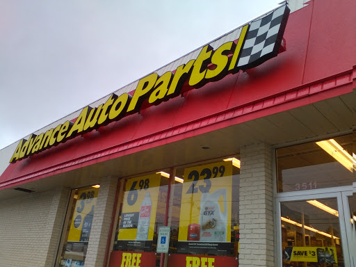 Auto Parts Store «Advance Auto Parts», reviews and photos, 3511 S Westnedge Ave, Kalamazoo, MI 49008, USA